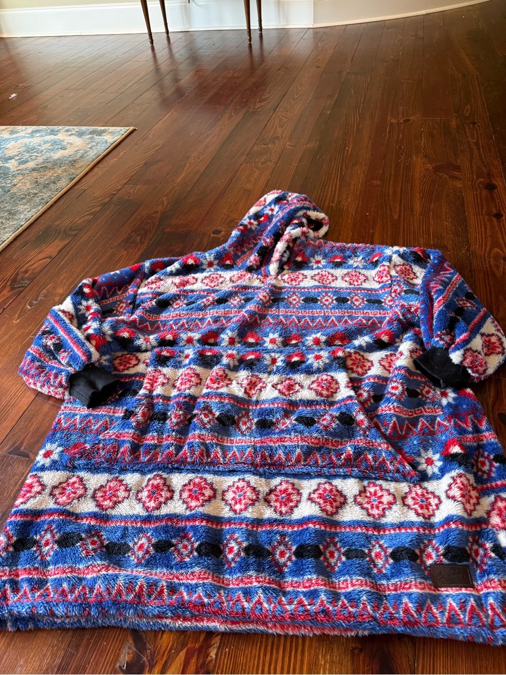 Cozy Hooded Fleece Blanket Pullover in Red, Blue & White